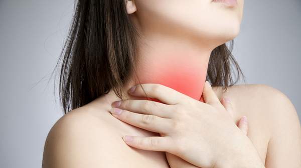 Picture of woman with sore throat